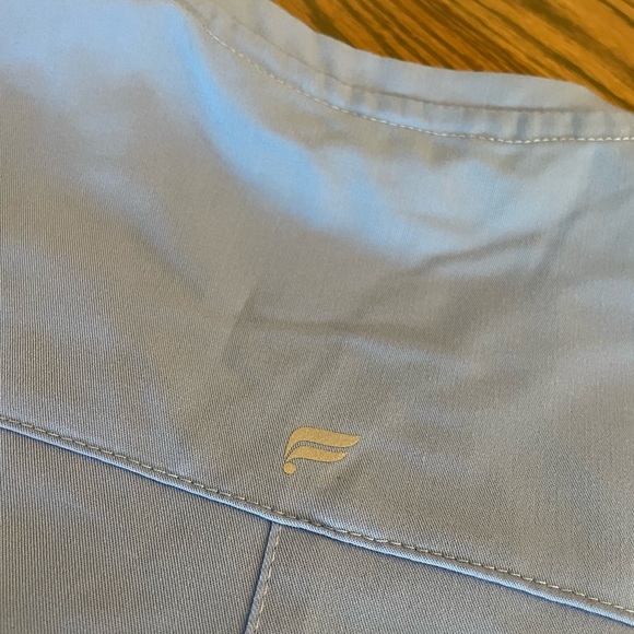Fabletics Scrub Top - Picture 4 of 4